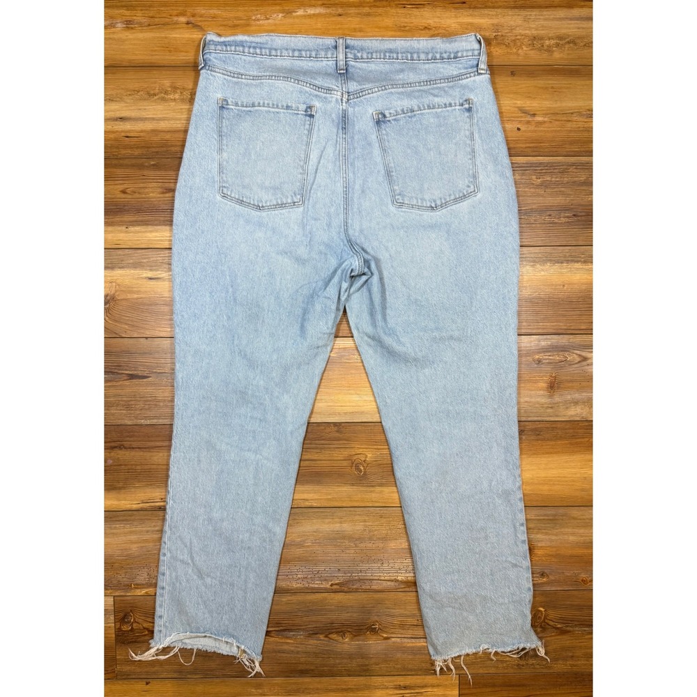 Old Navy High Rise Slouchy Straight Jeans Light Wash Raw Hem Size 14 Button Fly - Picture 2 of 7